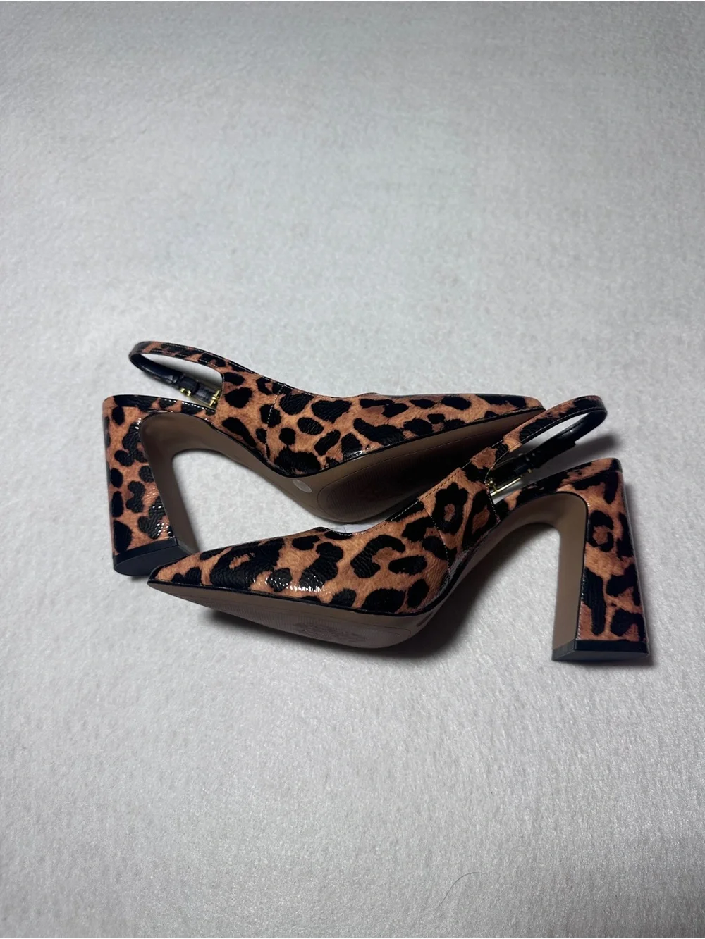 New in box Vince Camuto Leopard Print Pointed Slingback Block Heels Sz 9m